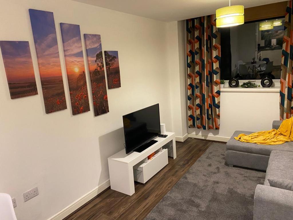 Spacious 1 Bed Relocation Apartment Free Parking, Brierley Hill Exterior foto